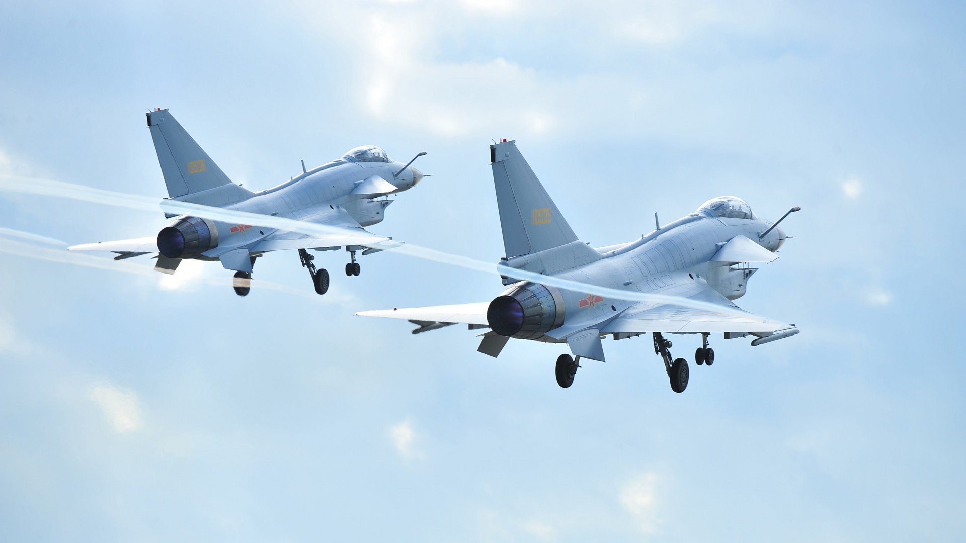 爱游戏-足球国际文化交流活动在华盛大举行，增进理解与合作，国际交流足球俱乐部